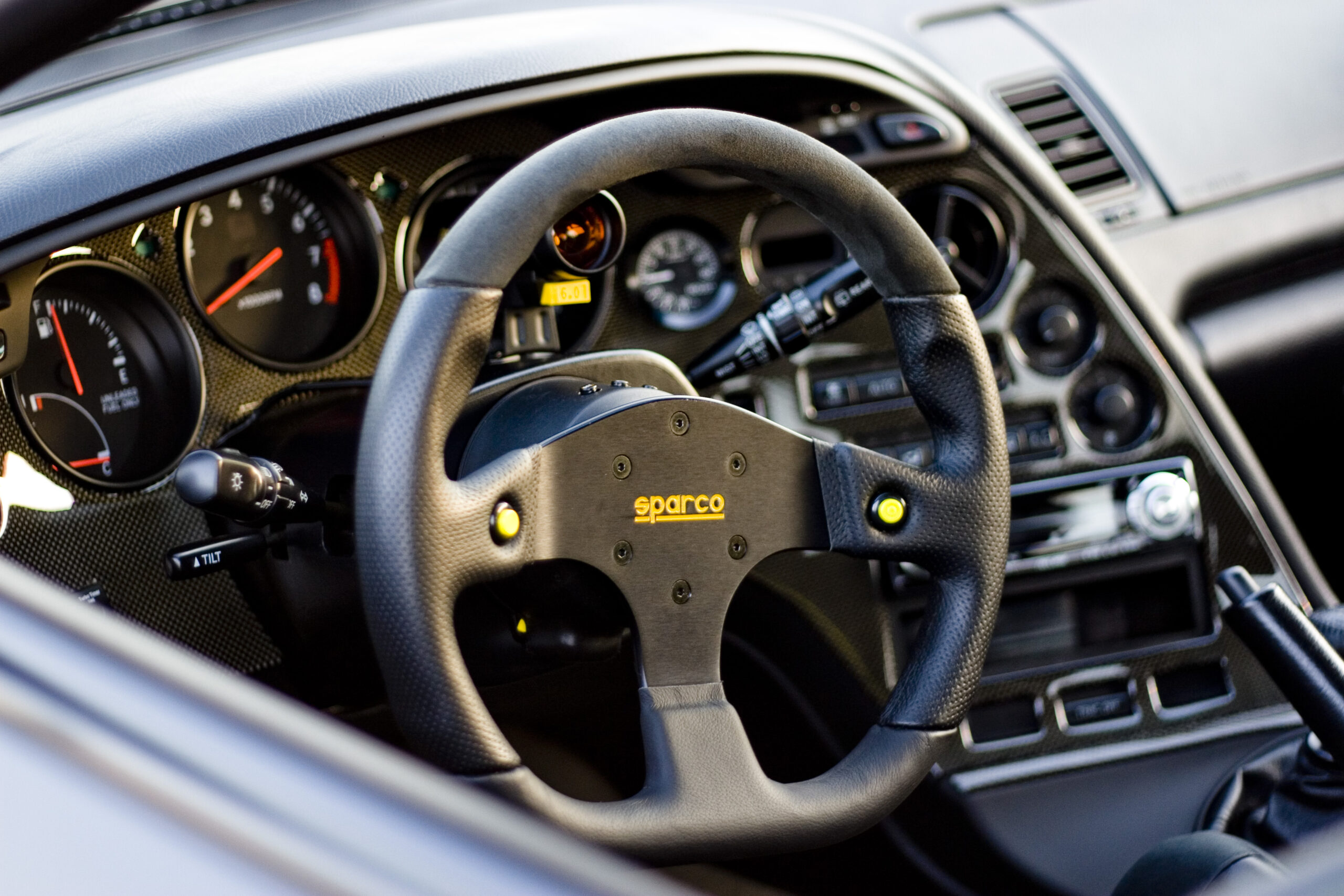 Sparco_steering_wheel-scaled.jpg